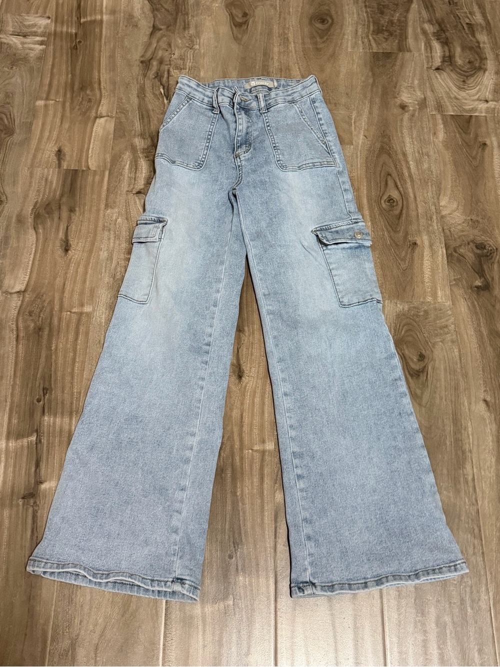 Tractr Girls Wide Leg Cargo Jeans Light Wash Size 10